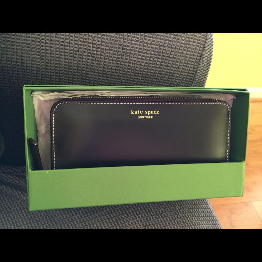 Kate Spade Wallet - Picture 2 of 3
